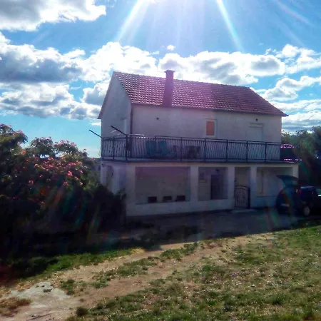 Kuca Za Odmor I.b.