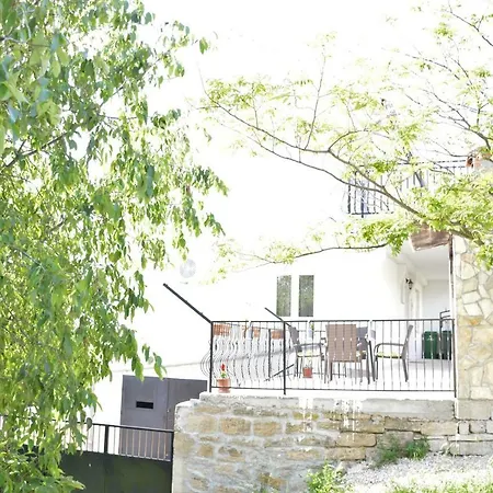 Kuca Za Odmor I.b. Tatil Evi